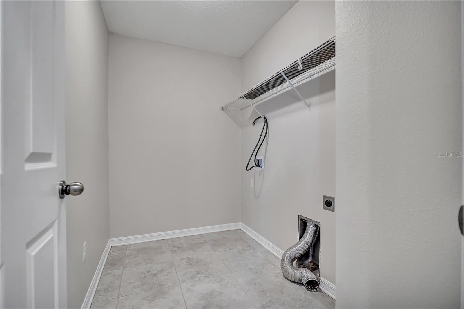 Image 24 of 60 For 7384 Pool Compass Loop