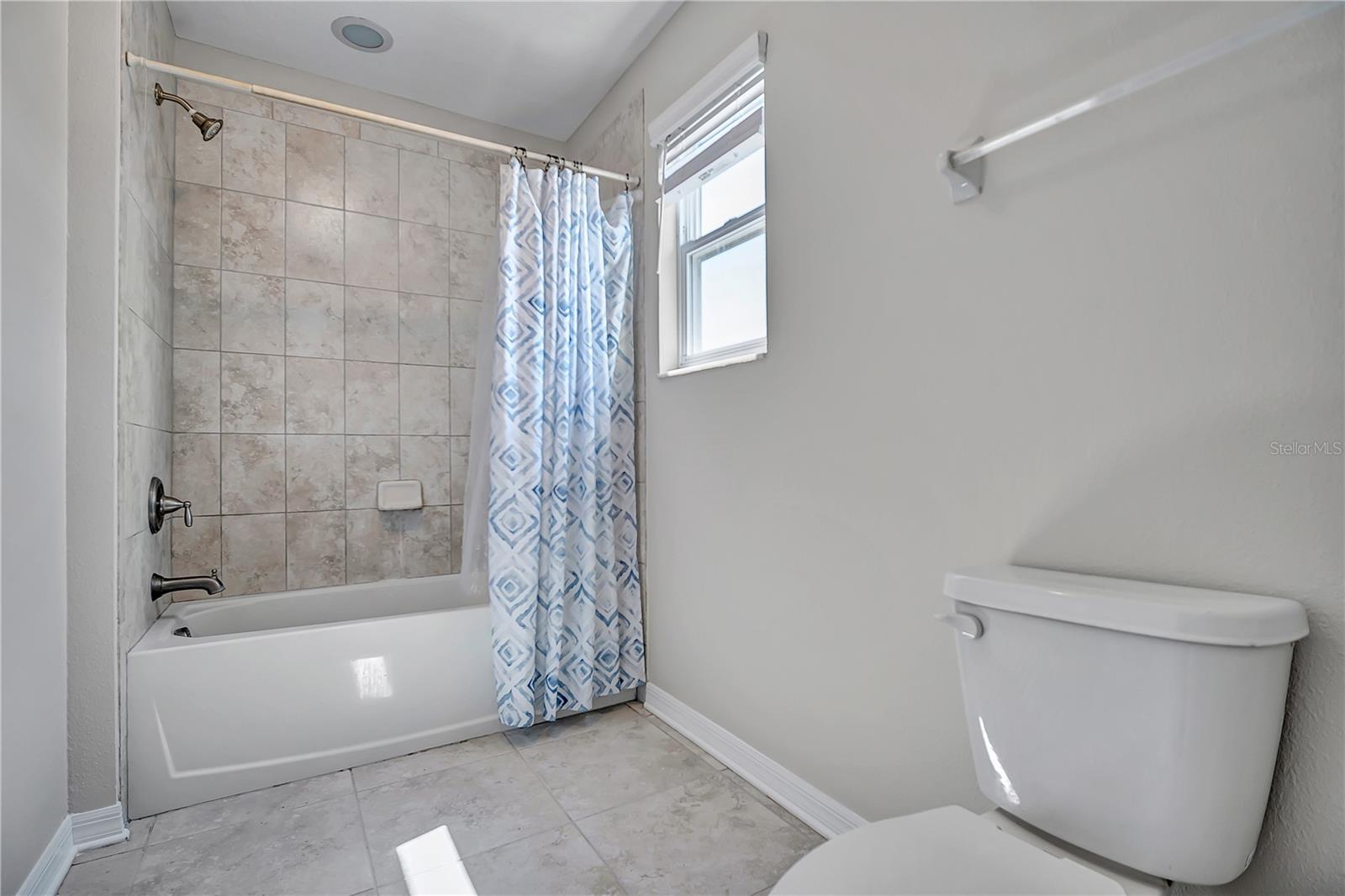 Image 36 of 60 For 7384 Pool Compass Loop