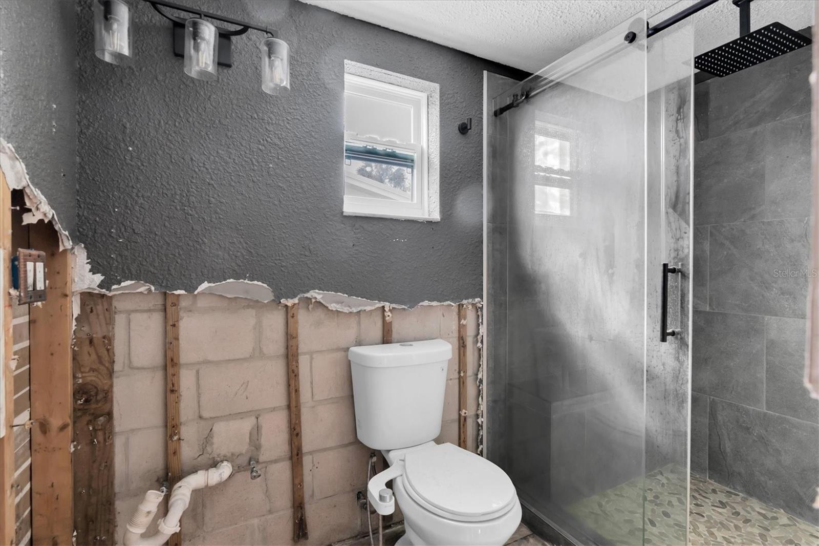 Image 17 of 23 For 5603 Quist Drive