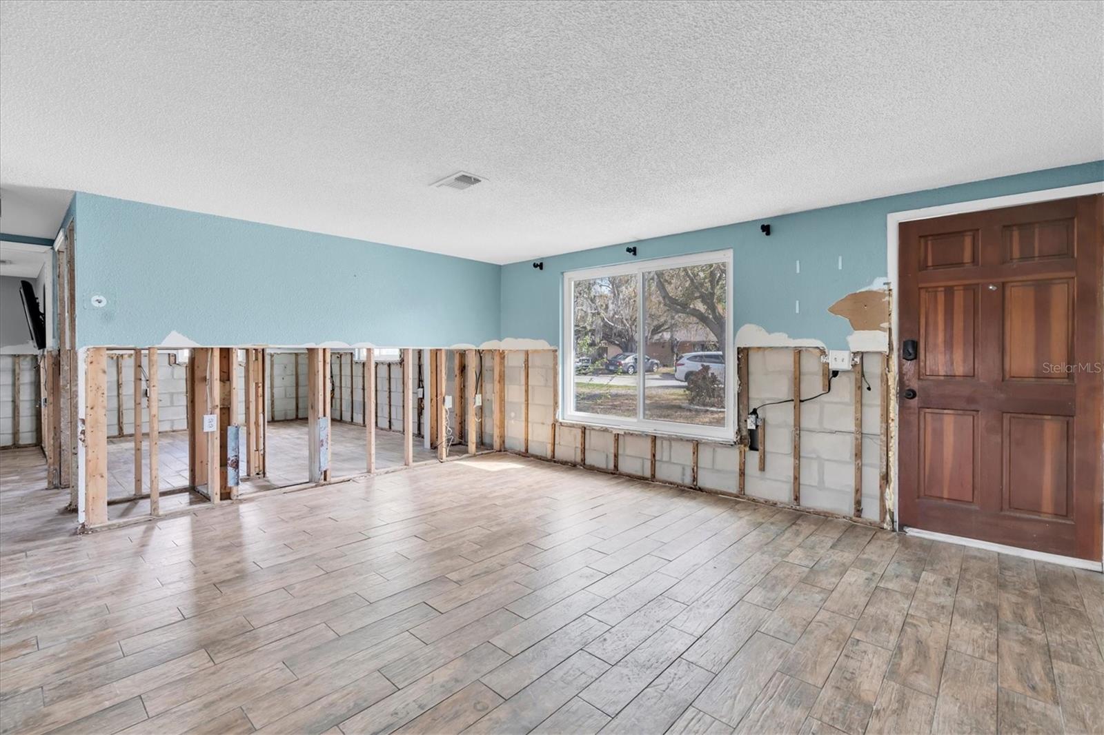 Image 9 of 23 For 5603 Quist Drive