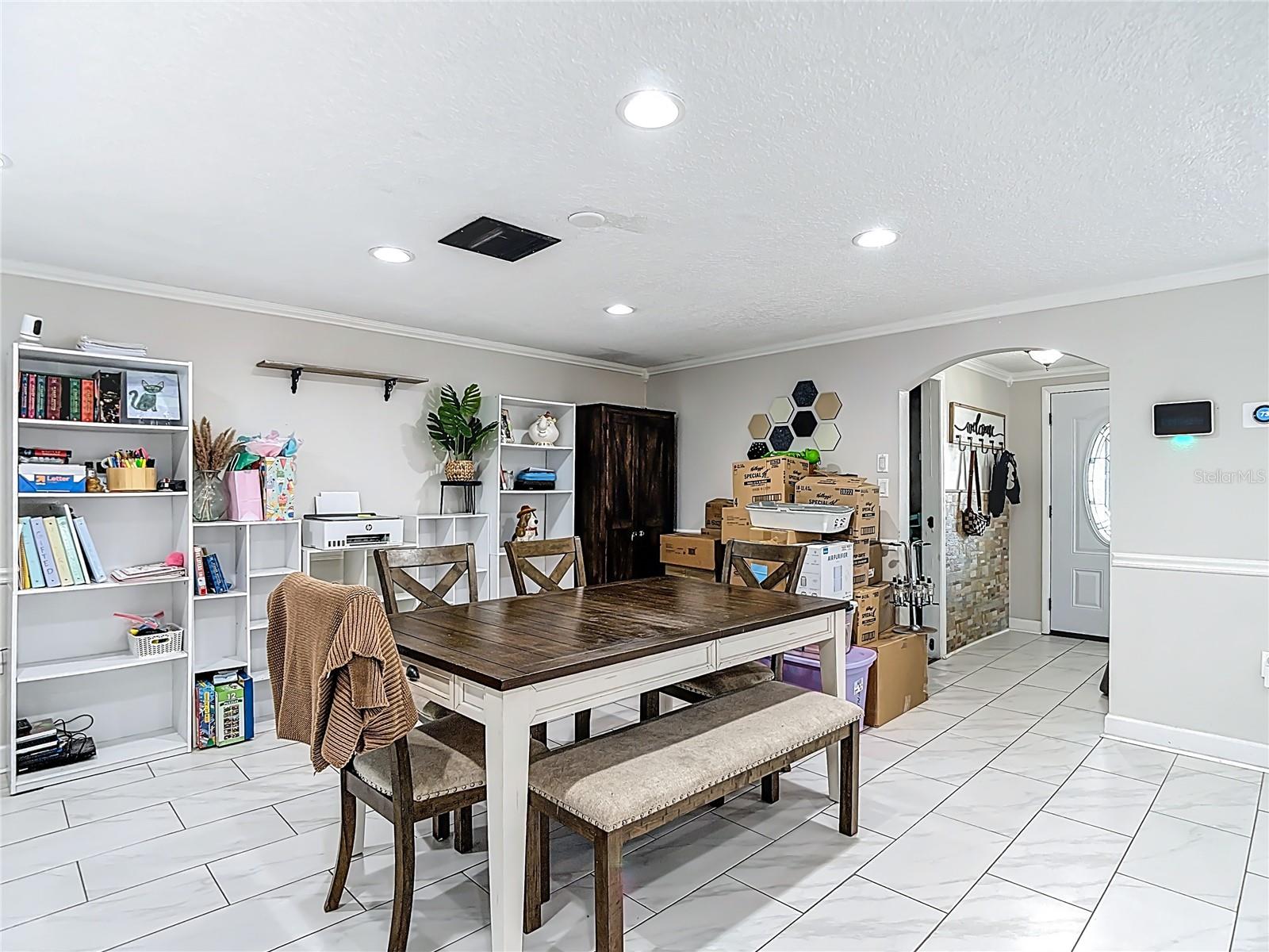 Image 20 of 51 For 9430 Palm Avenue