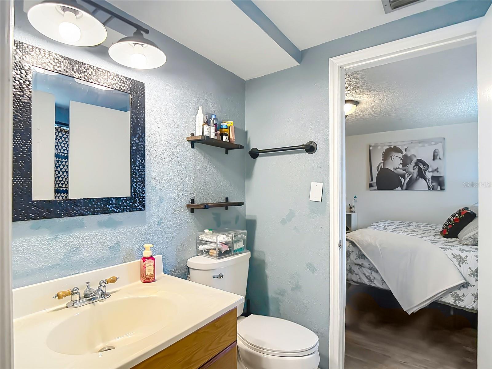 Image 28 of 51 For 9430 Palm Avenue