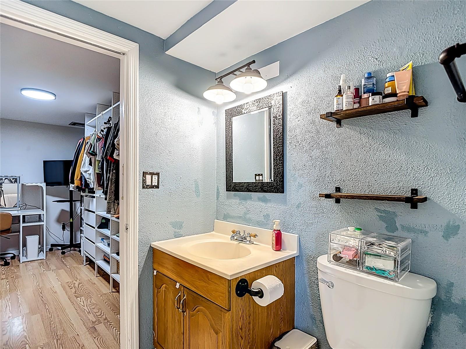 Image 29 of 51 For 9430 Palm Avenue