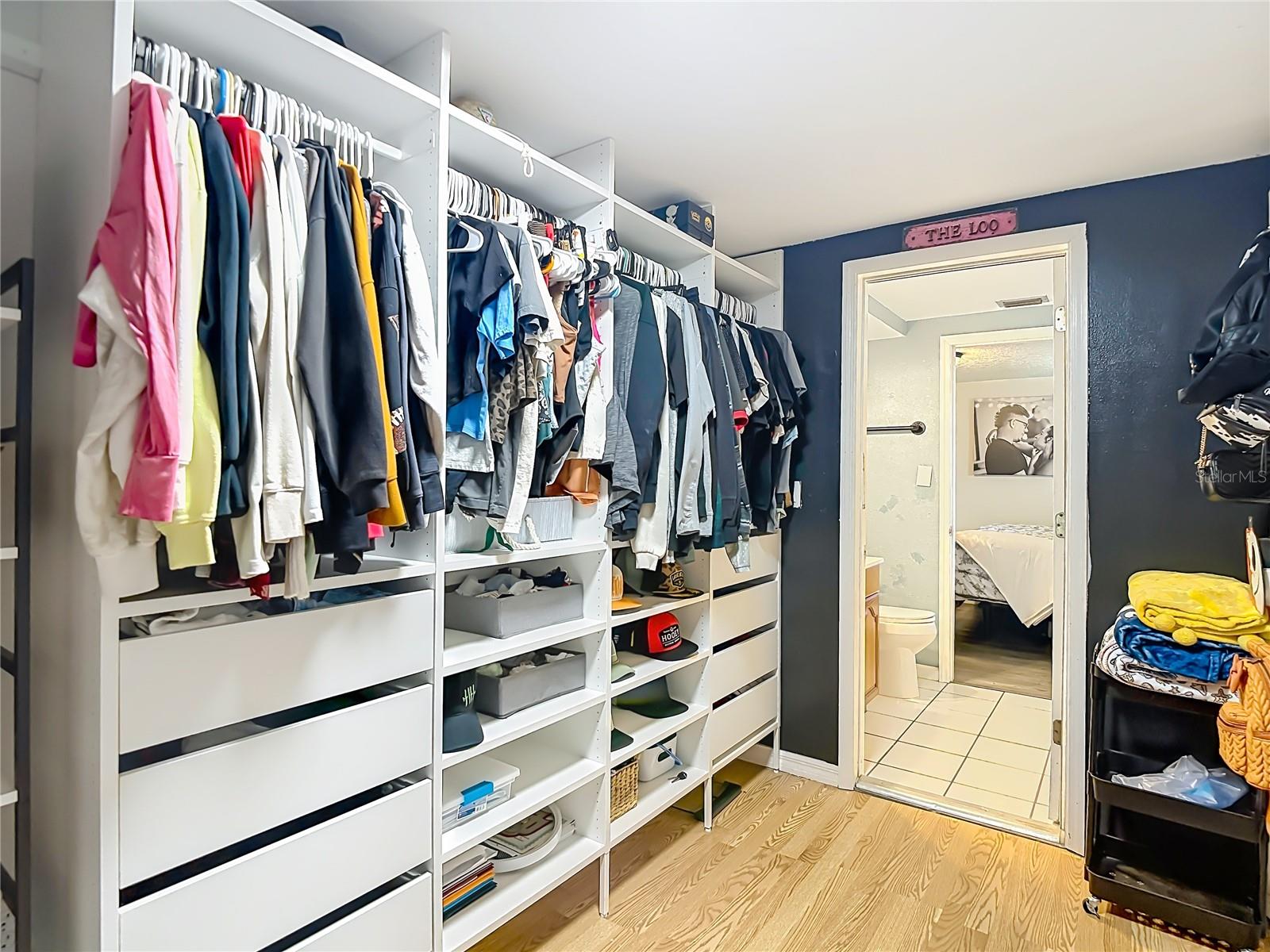 Image 31 of 51 For 9430 Palm Avenue