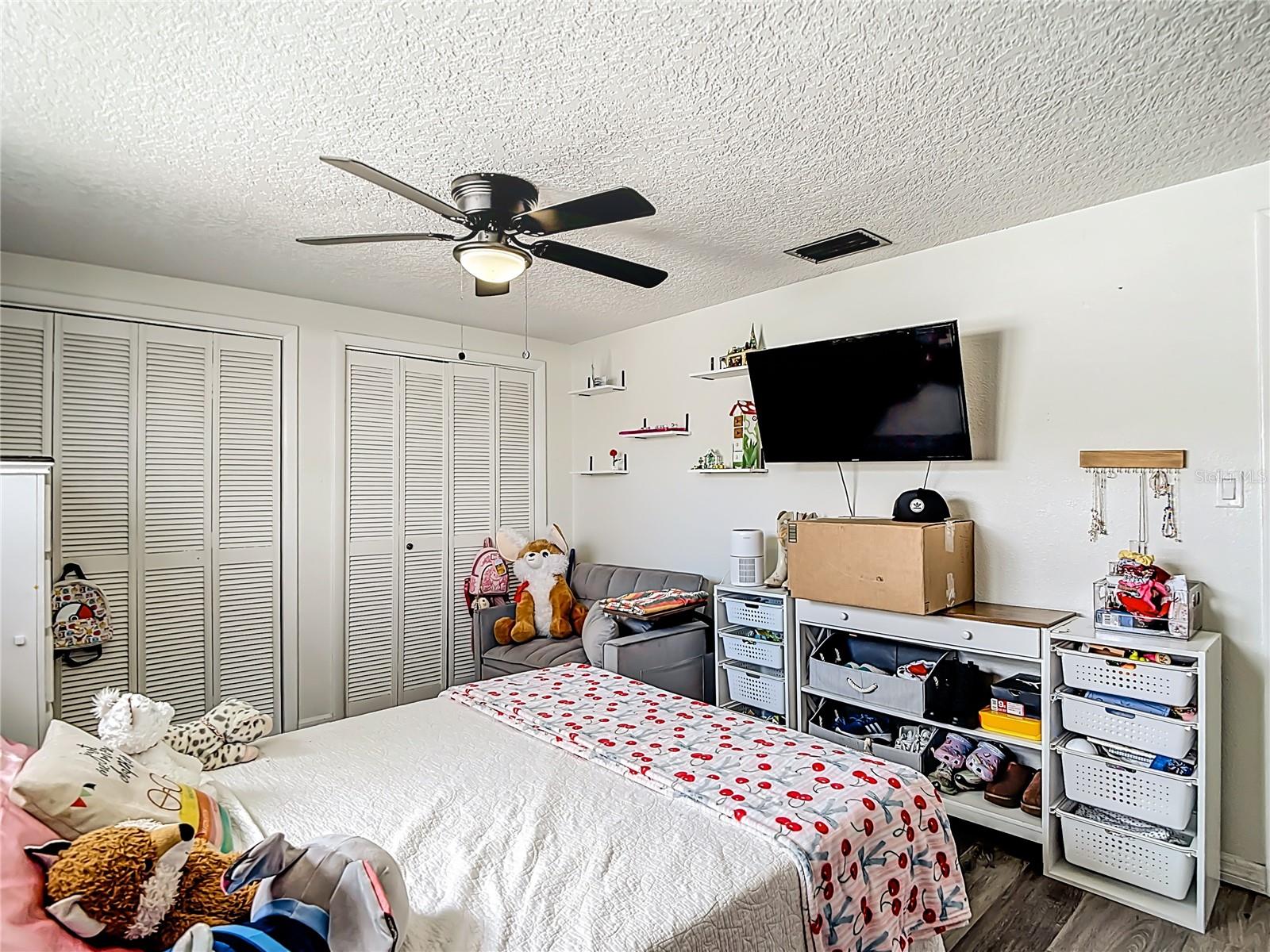 Image 34 of 51 For 9430 Palm Avenue