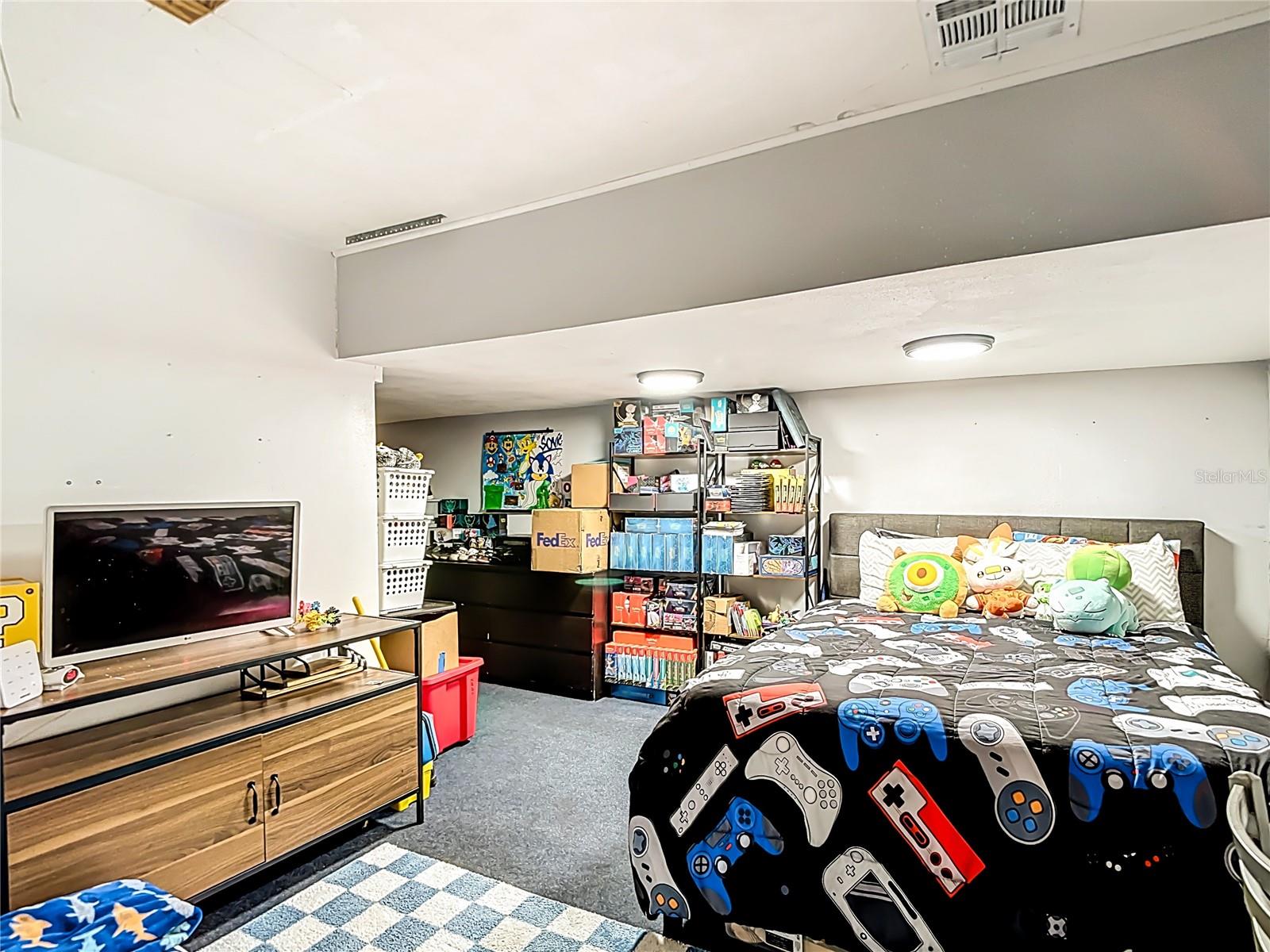 Image 37 of 51 For 9430 Palm Avenue