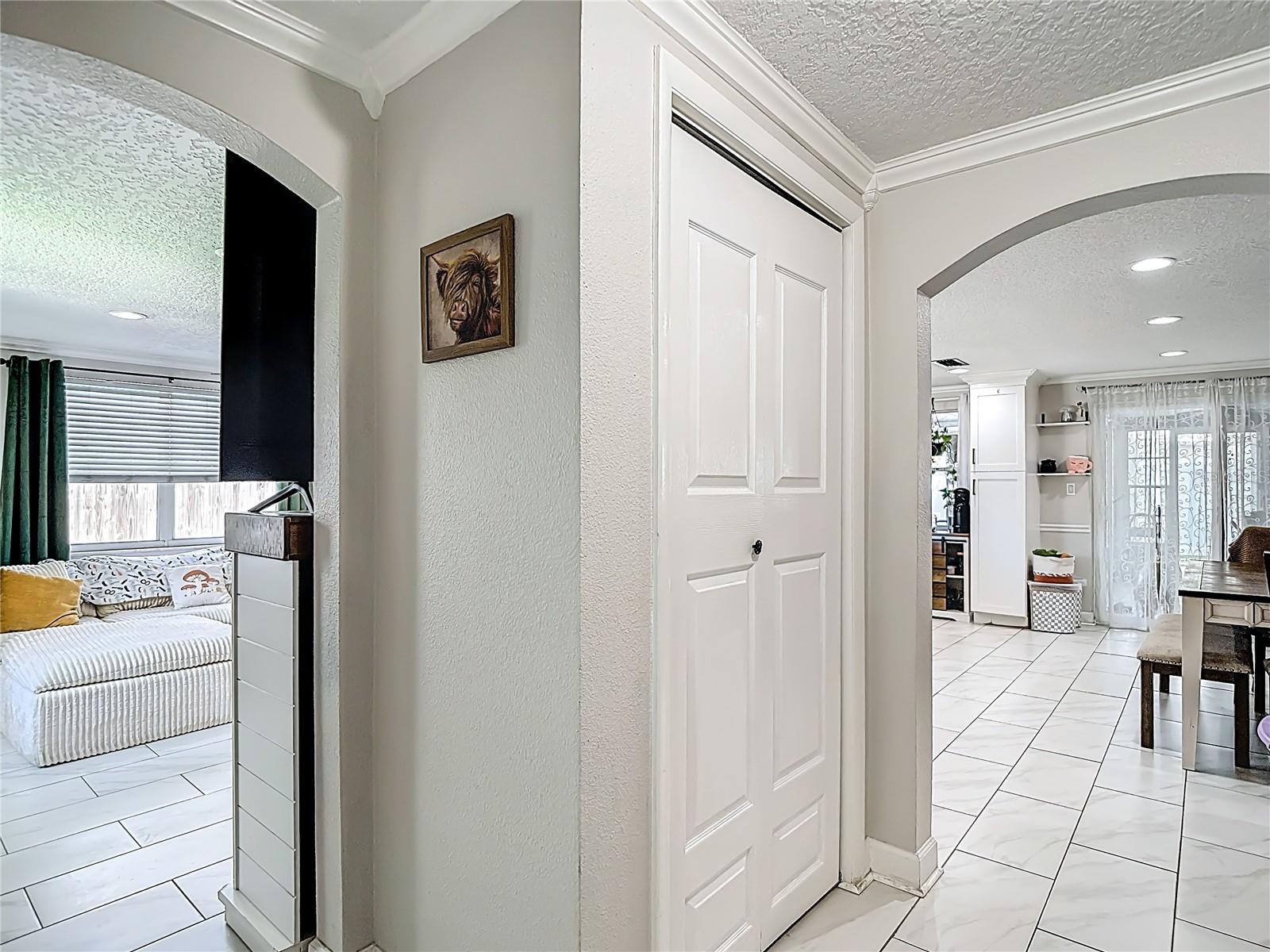 Image 7 of 51 For 9430 Palm Avenue