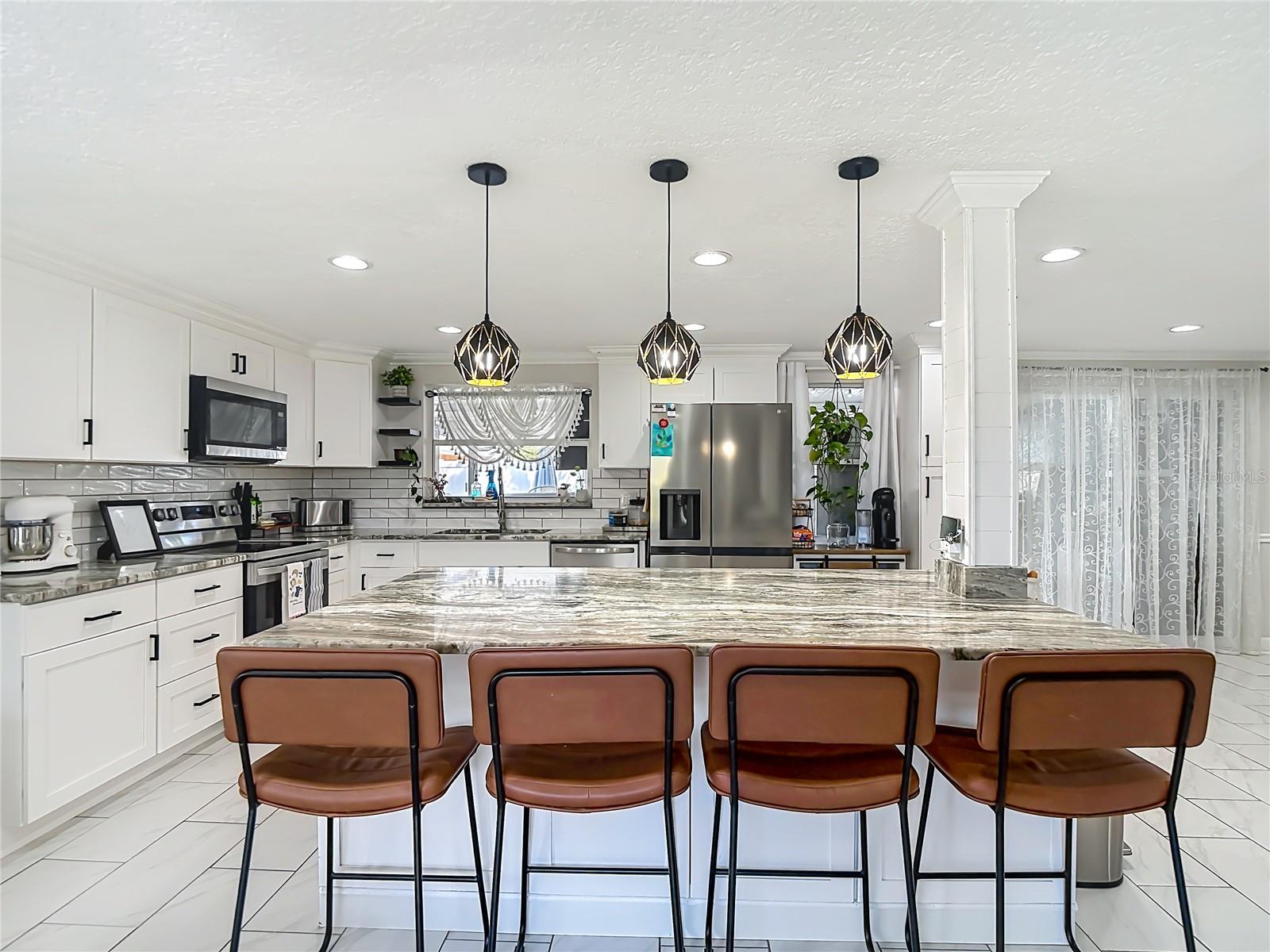 Image 8 of 51 For 9430 Palm Avenue