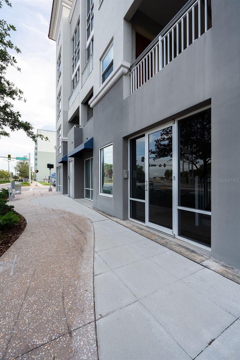 Listing photo id 51 for 1002 Channelside Drive 2c