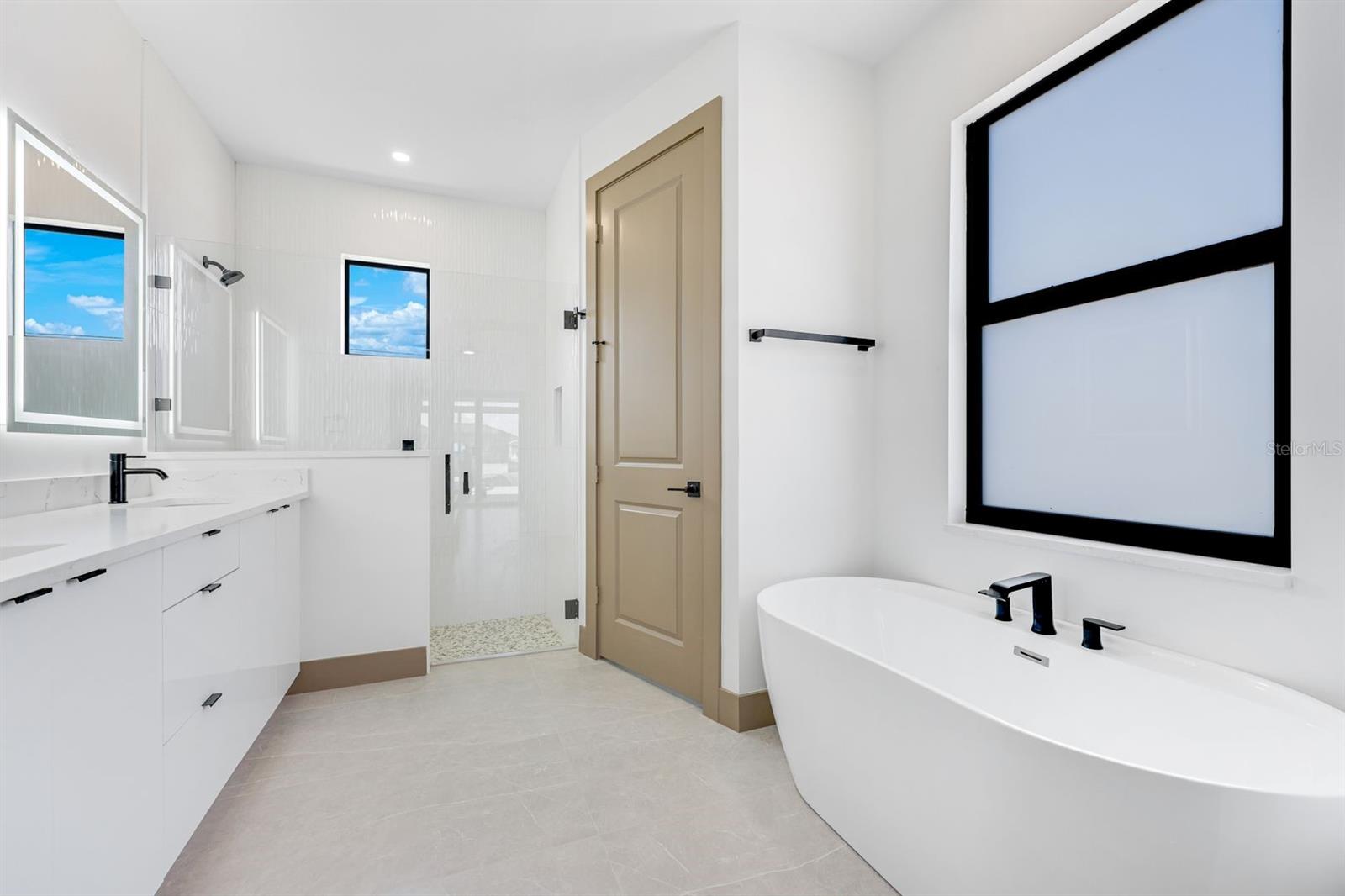 Image 12 of 29 For 1925 34th Place