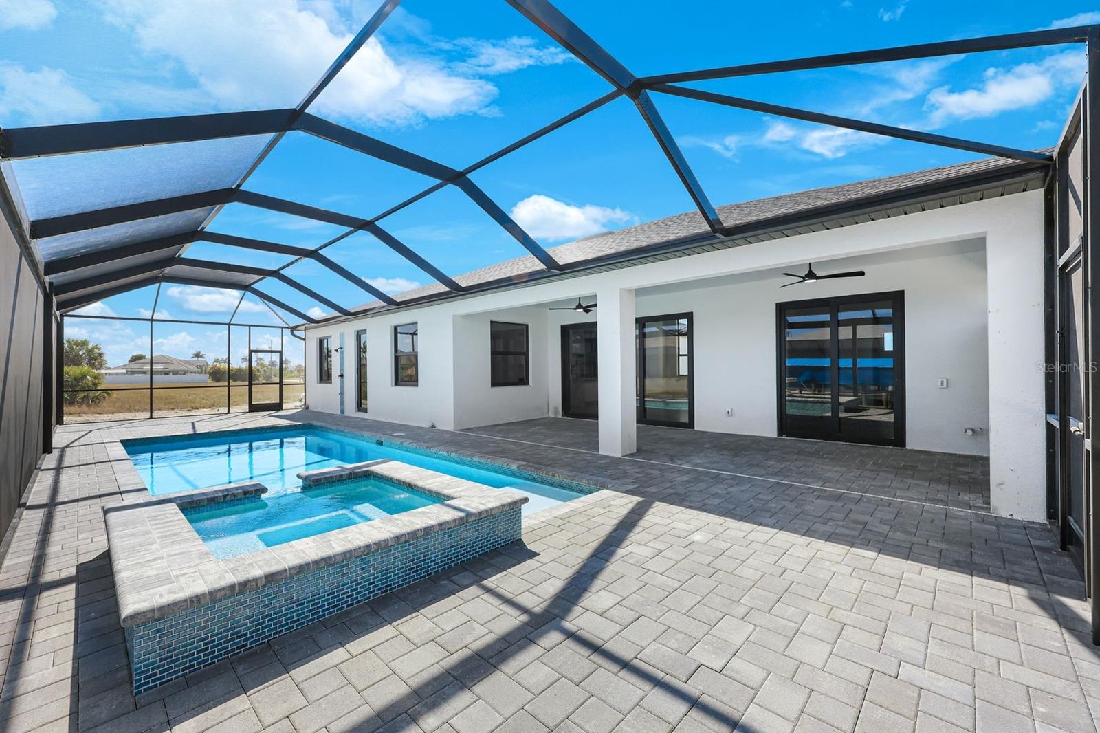 Image 23 of 29 For 1925 34th Place