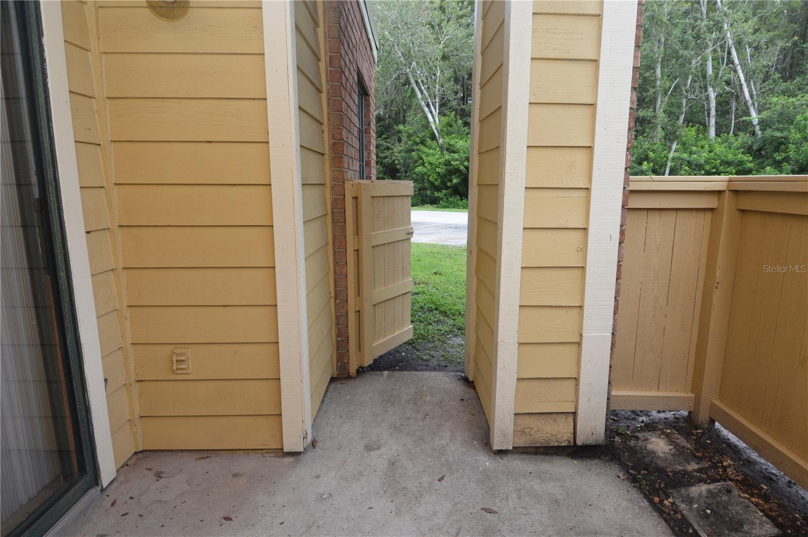 Image 46 of 95 For 8653 Fancy Finch Drive 101