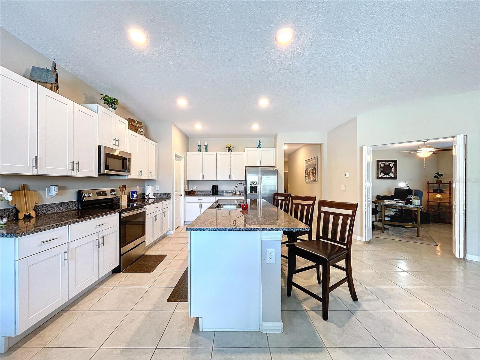 Image 10 of 26 For 197 Rain Berry Avenue