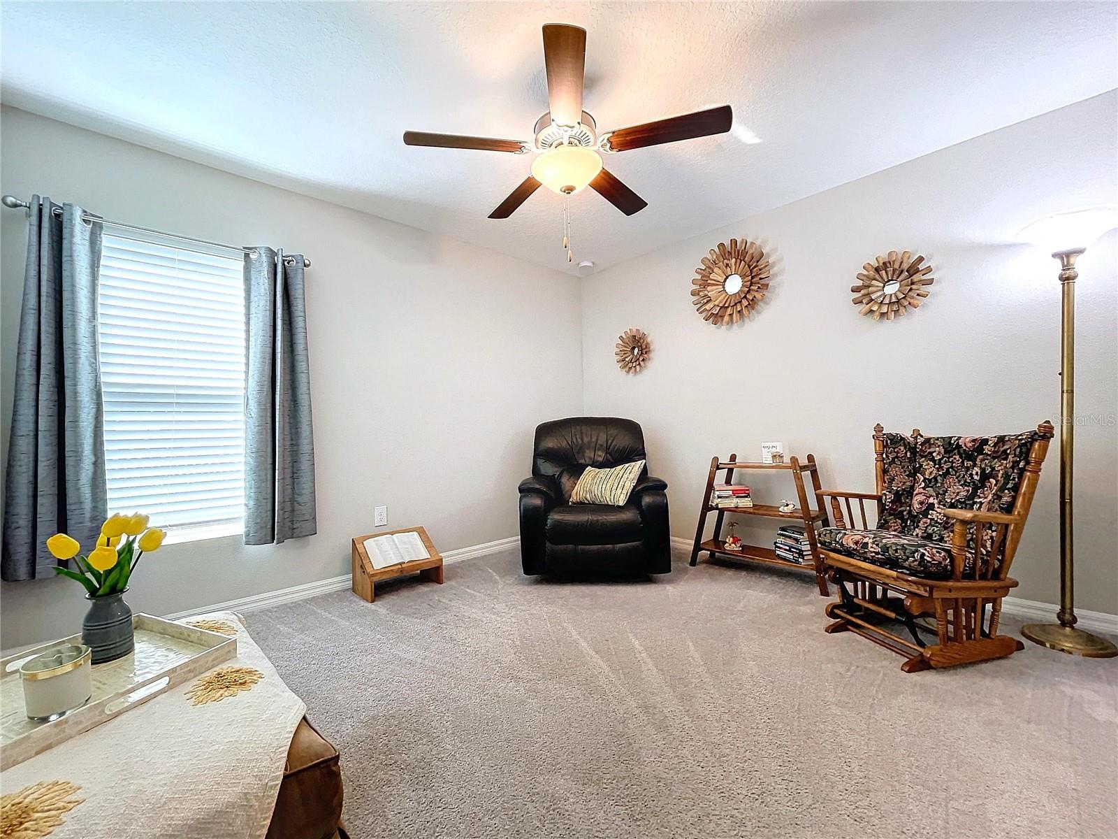 Image 12 of 26 For 197 Rain Berry Avenue