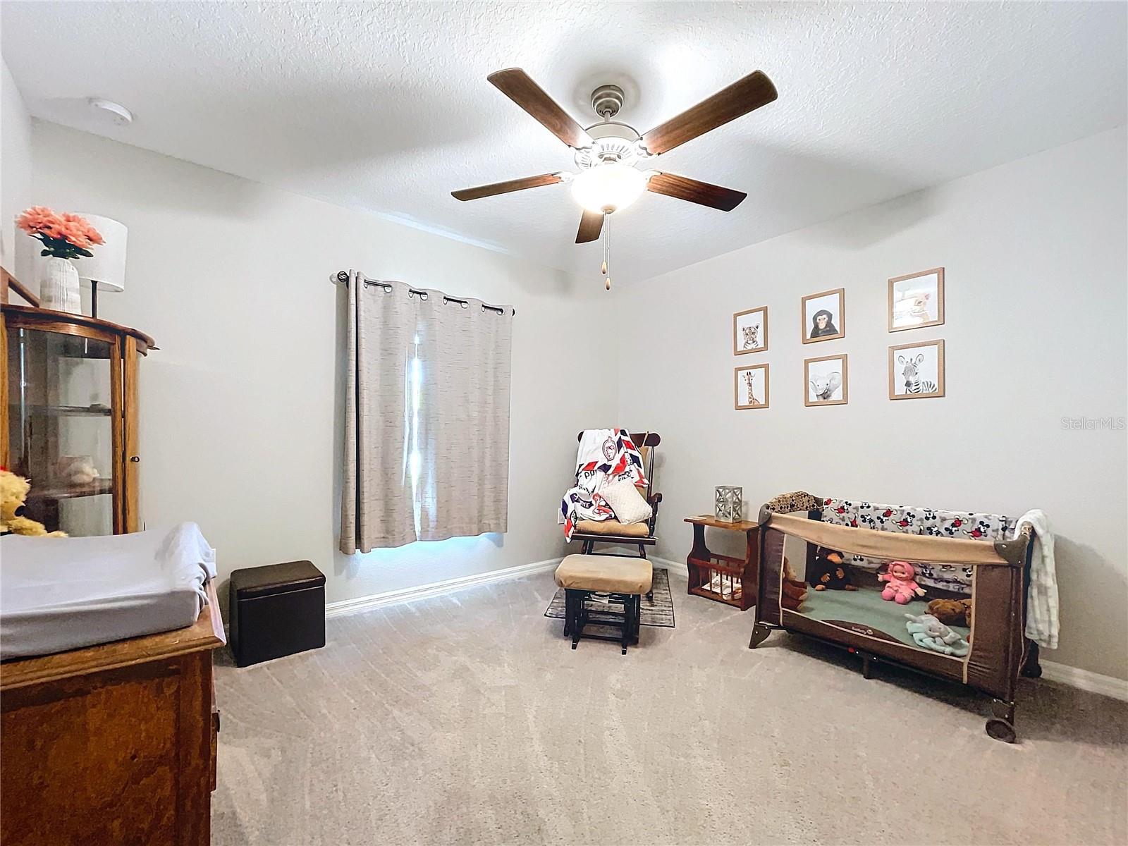 Image 16 of 26 For 197 Rain Berry Avenue