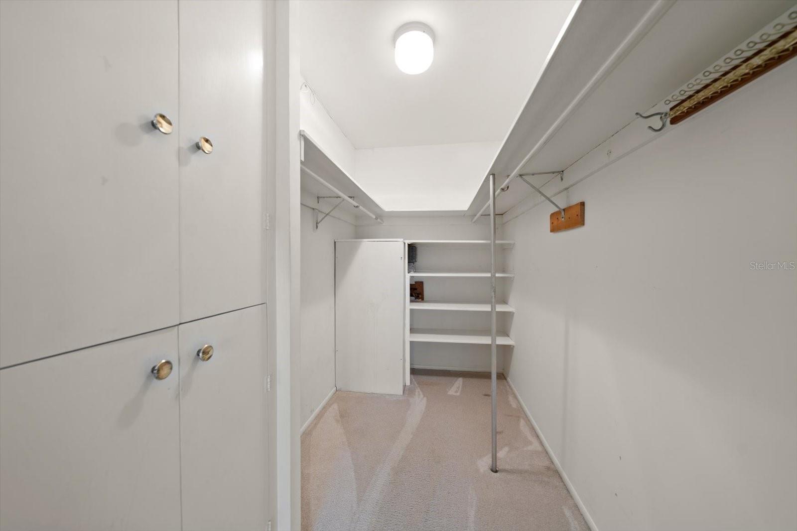 Image 27 of 53 For 100 Bluff View Drive 114a