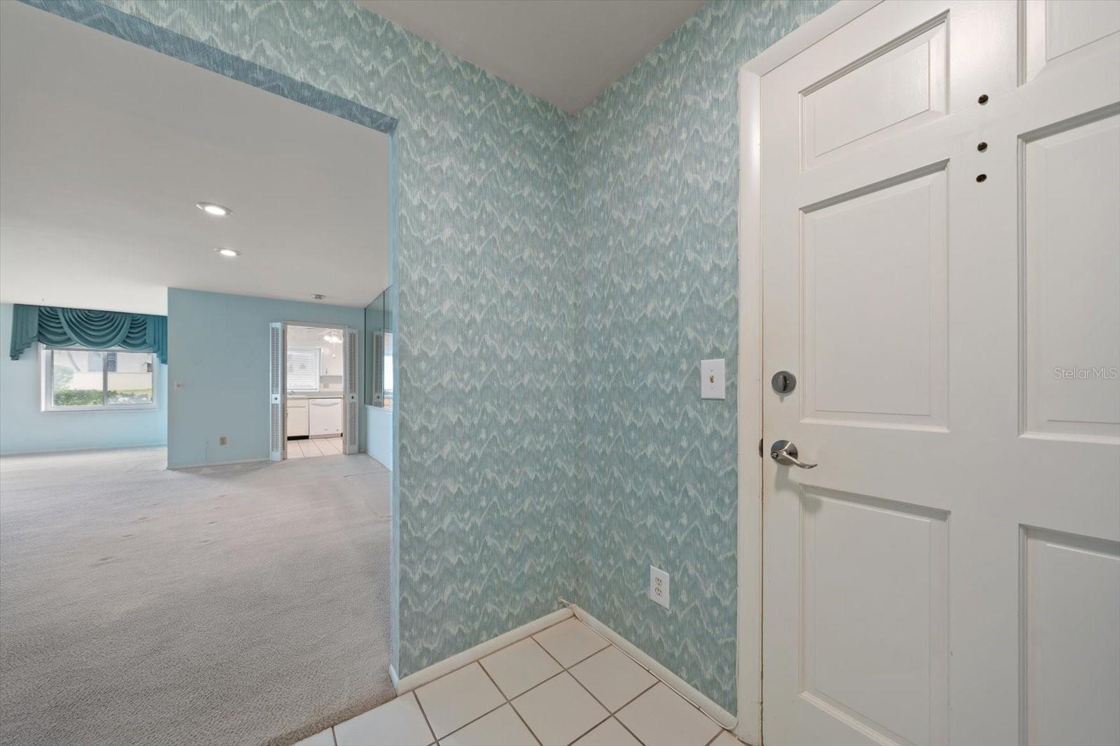 Image 3 of 53 For 100 Bluff View Drive 114a