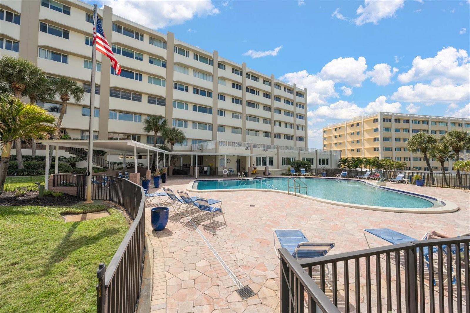 Image 35 of 53 For 100 Bluff View Drive 114a