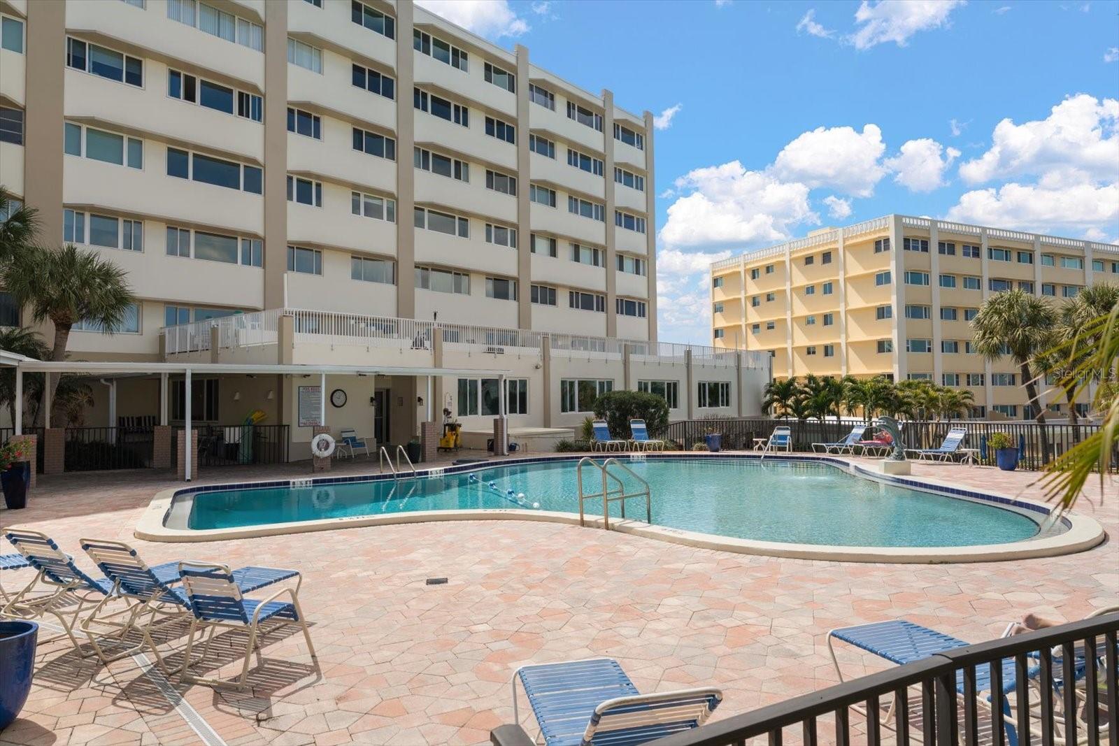 Image 36 of 53 For 100 Bluff View Drive 114a