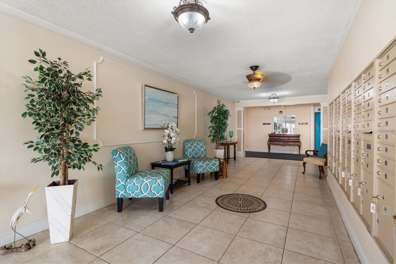 Image 39 of 53 For 100 Bluff View Drive 114a