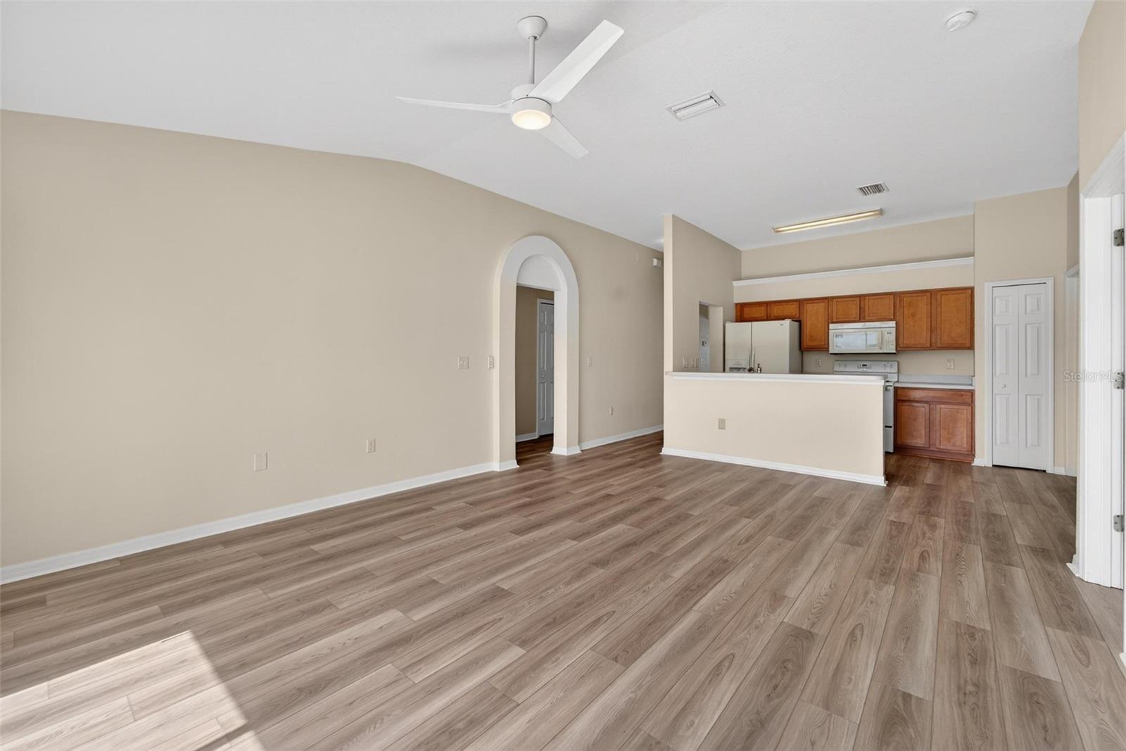 Image 10 of 35 For 2454 Harrison Place Boulevard