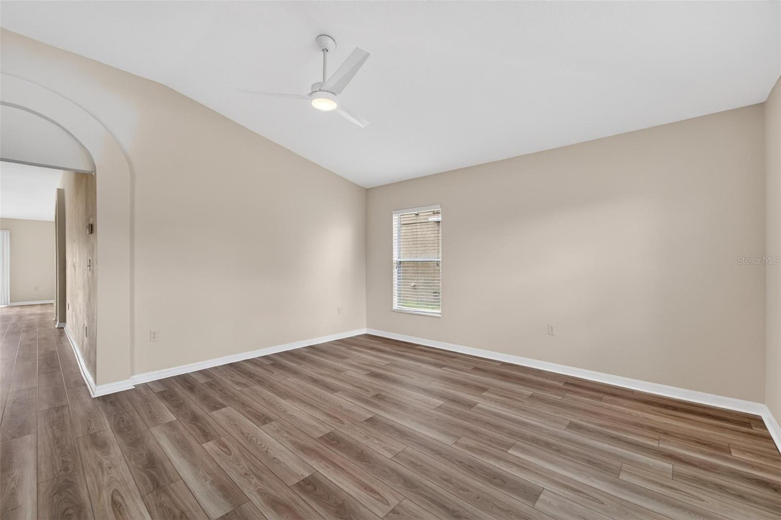 Image 7 of 35 For 2454 Harrison Place Boulevard