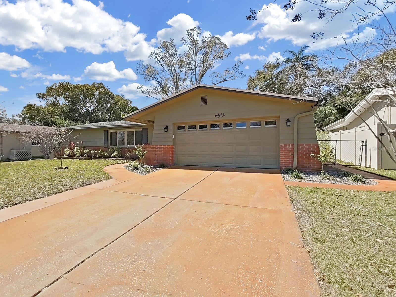 Image 43 of 47 For 1324 Summerlin Drive