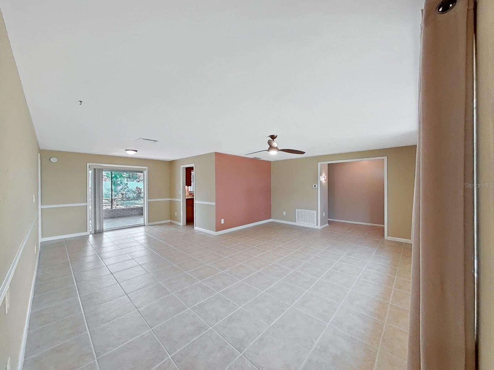 Image 7 of 47 For 1324 Summerlin Drive