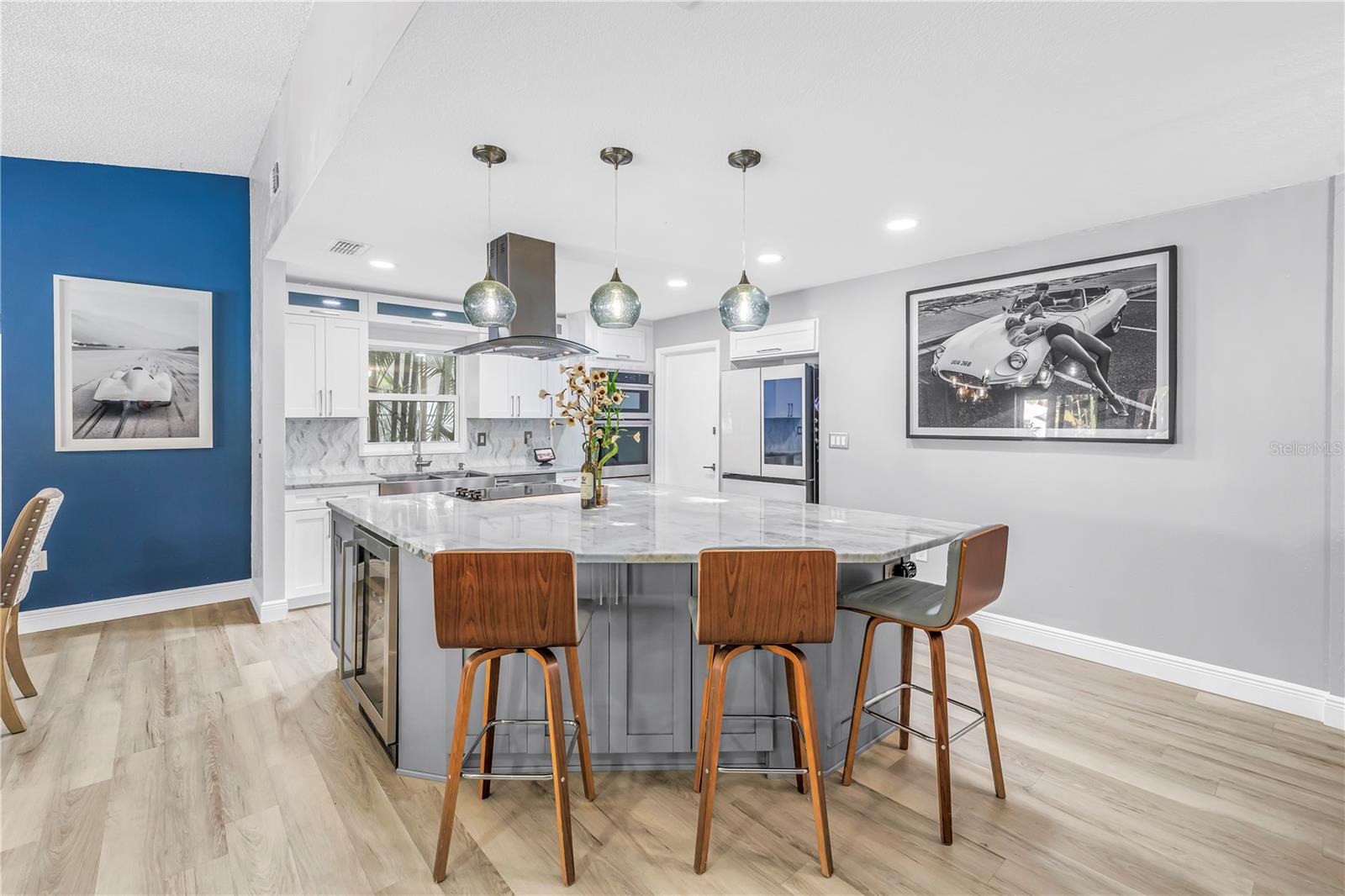 Image 10 of 47 For 6821 Circle Creek Dr