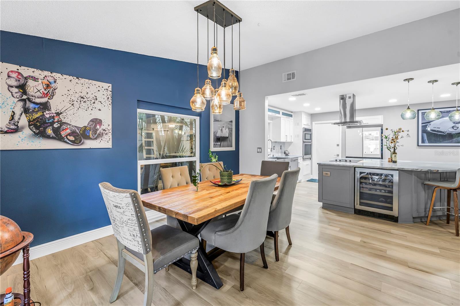 Image 15 of 47 For 6821 Circle Creek Dr