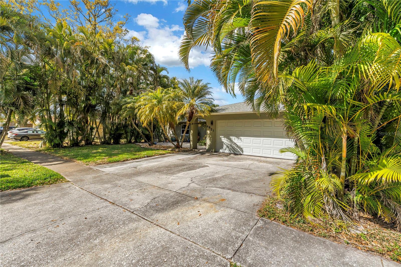 Image 43 of 47 For 6821 Circle Creek Dr