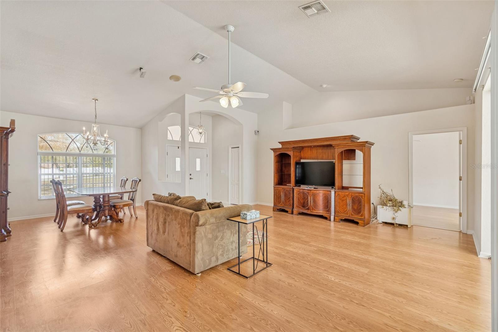 Image 11 of 99 For 16402 Fringe Tree Drive