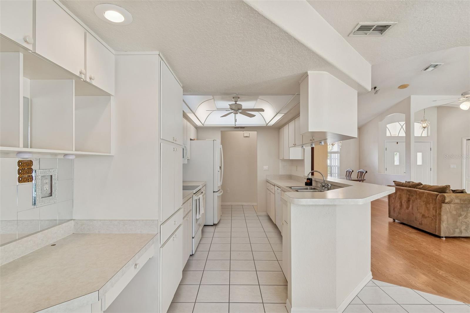 Image 19 of 99 For 16402 Fringe Tree Drive