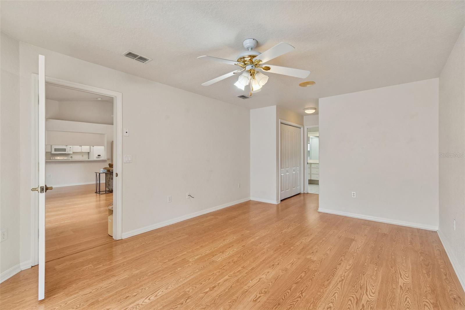 Image 31 of 99 For 16402 Fringe Tree Drive