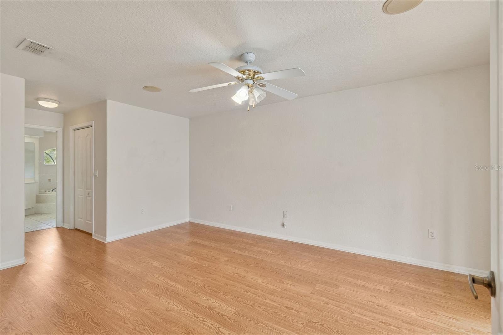 Image 33 of 99 For 16402 Fringe Tree Drive