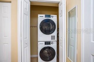 Image 17 of 29 For 6157 Midnight Pass Road A51