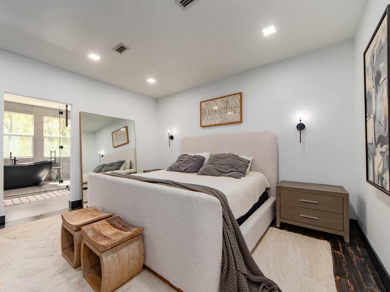 Image 12 of 51 For 1064 Sylvia Lane