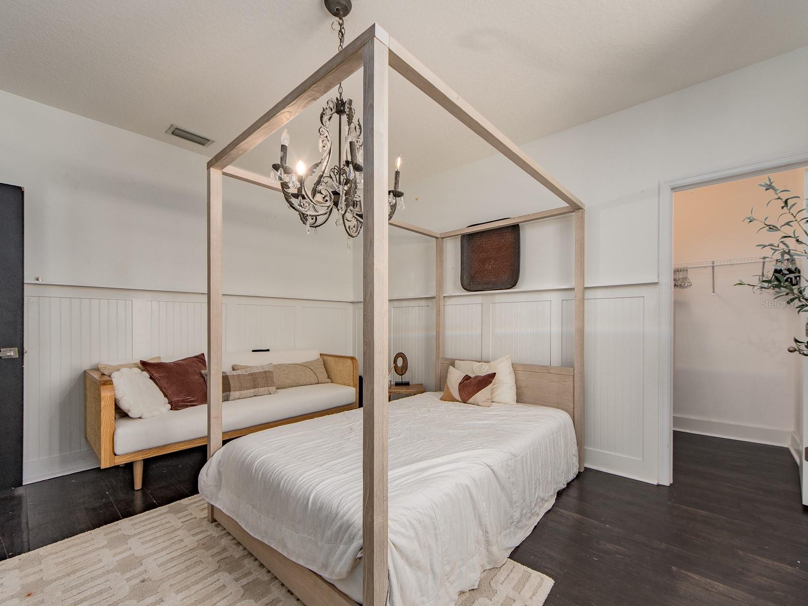 Image 17 of 51 For 1064 Sylvia Lane