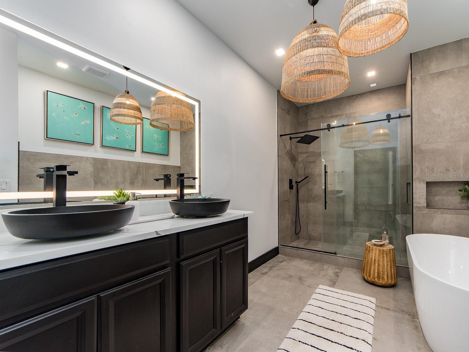 Image 20 of 51 For 1064 Sylvia Lane