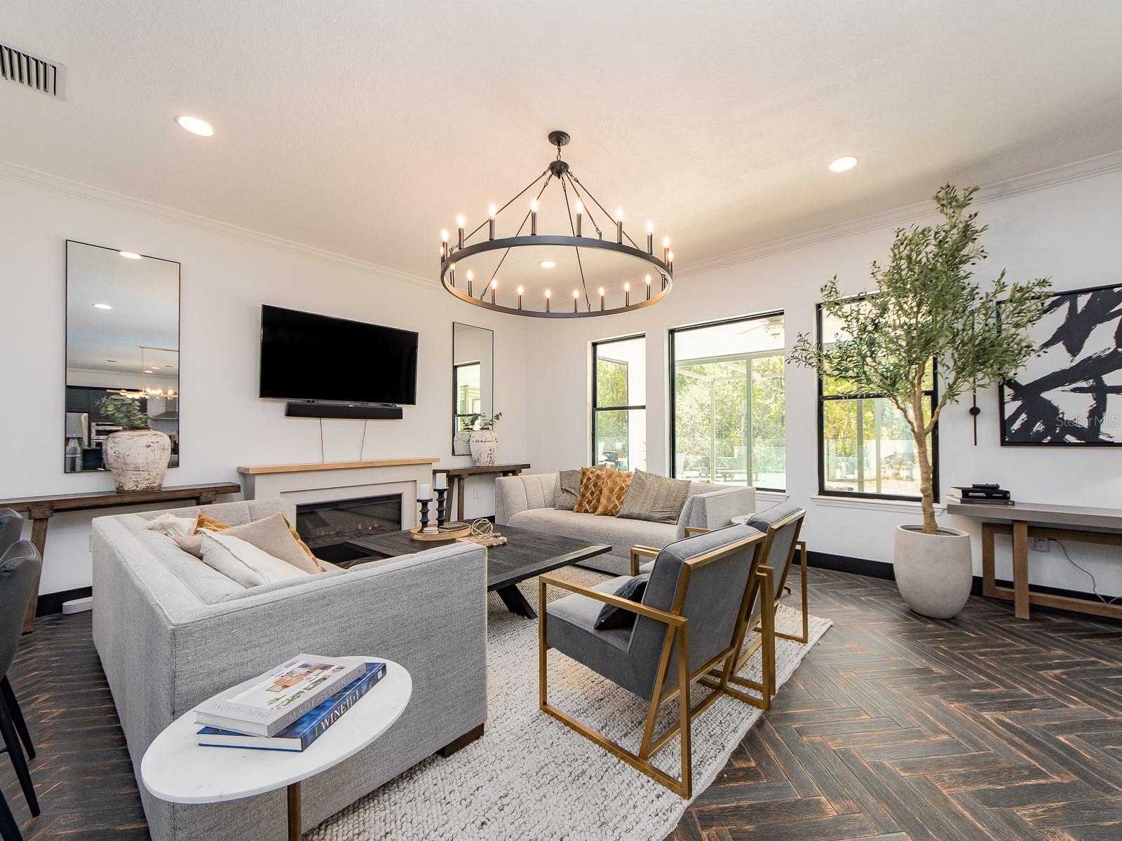 Image 42 of 51 For 1064 Sylvia Lane