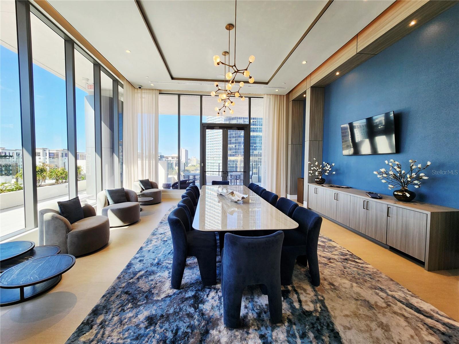 Image 22 of 28 For 275 1st Avenue S 2307