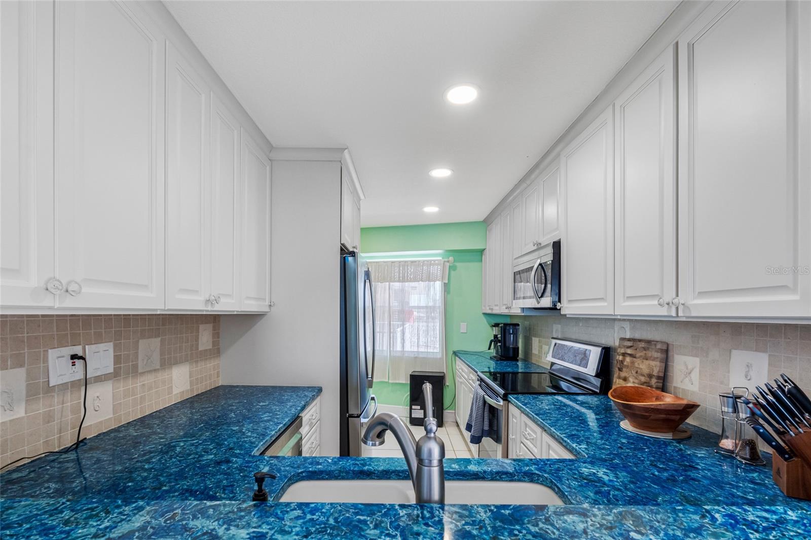 Image 32 of 73 For 3100 Gulf Boulevard 431