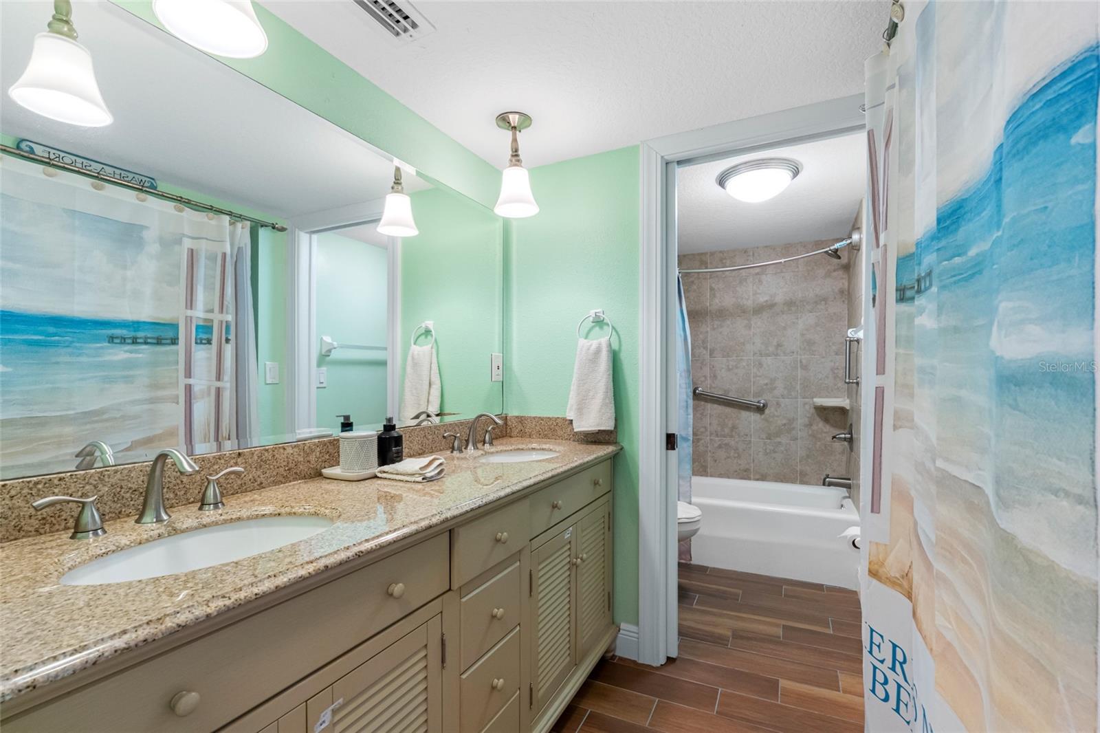 Image 43 of 73 For 3100 Gulf Boulevard 431