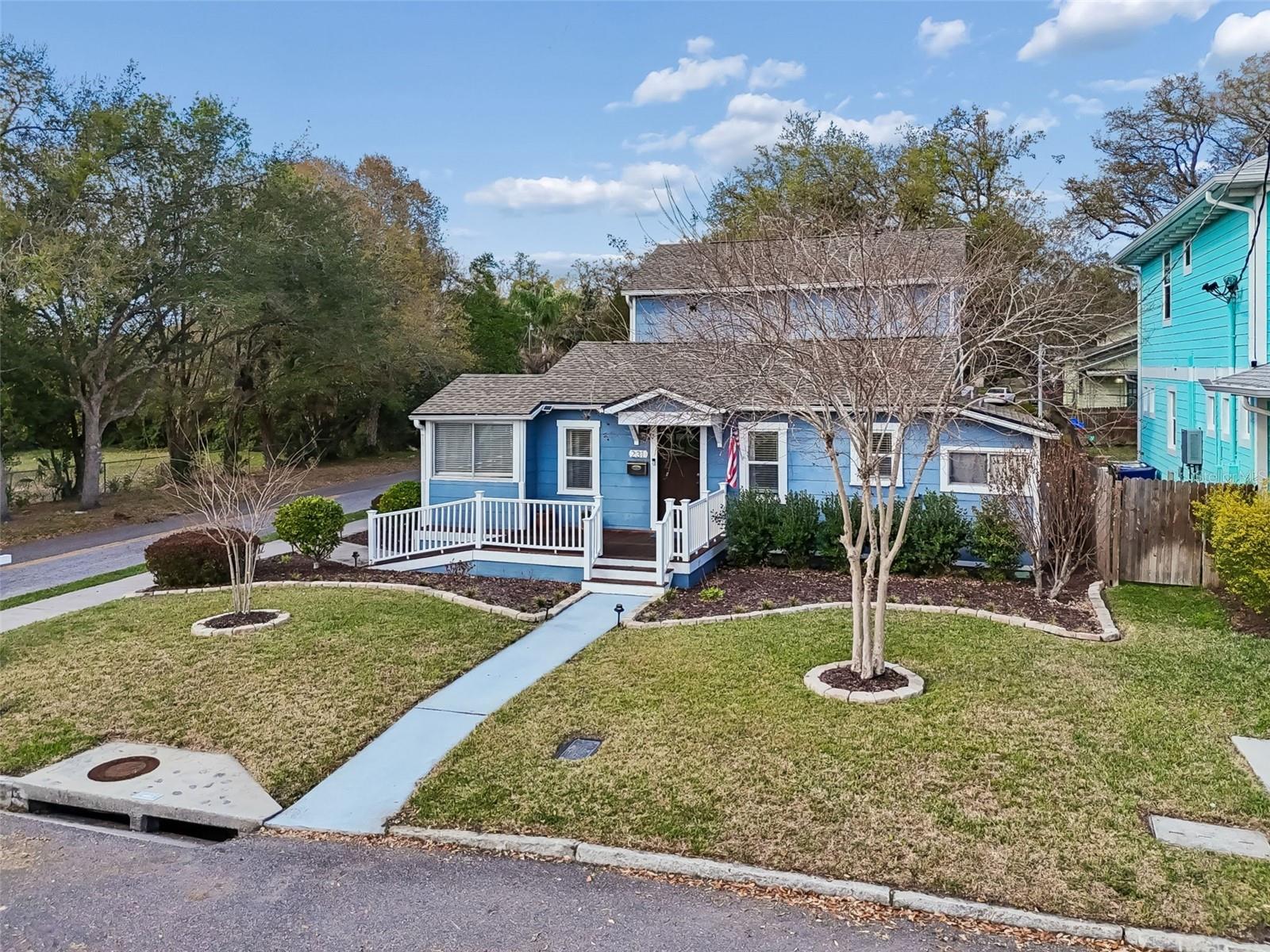 Listing photo id 32 for 231 Jean Street