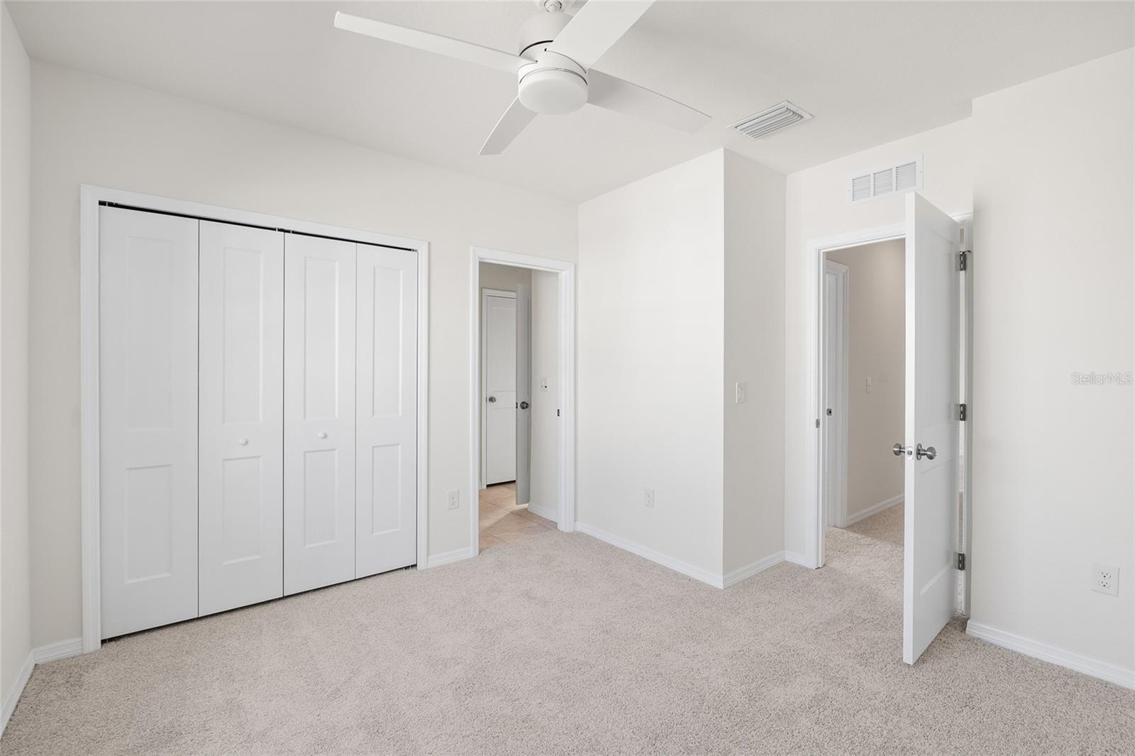 Image 15 of 32 For 8502 Falling Blue Place