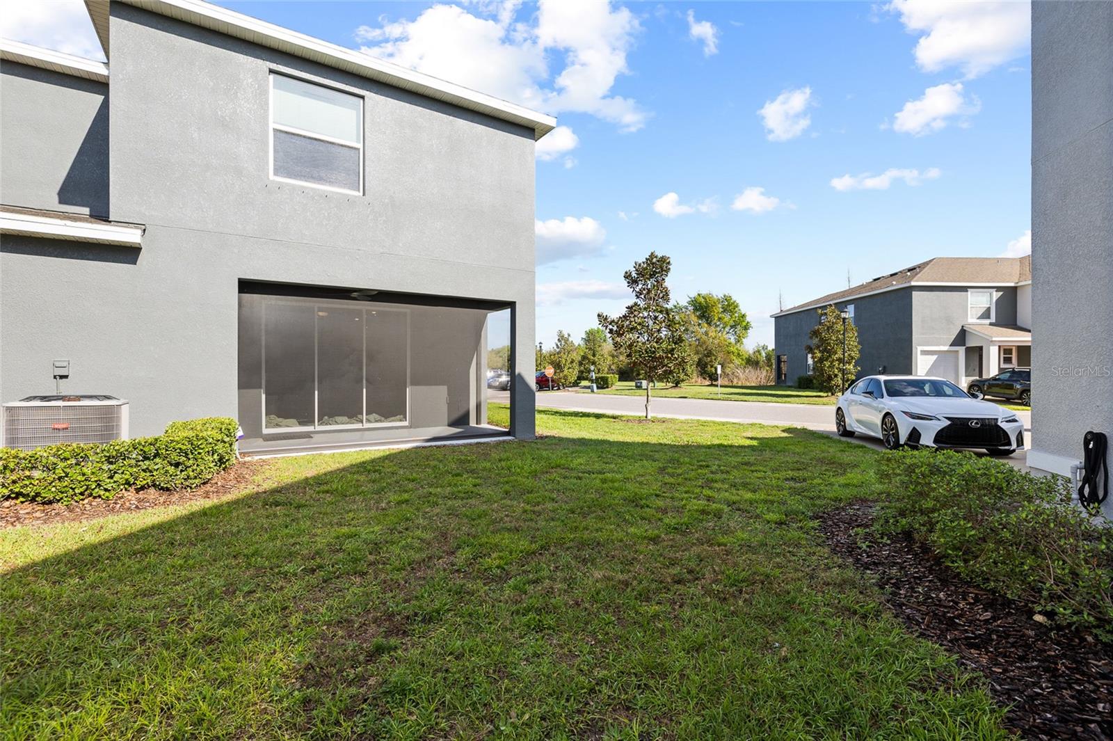 Image 27 of 32 For 8502 Falling Blue Place