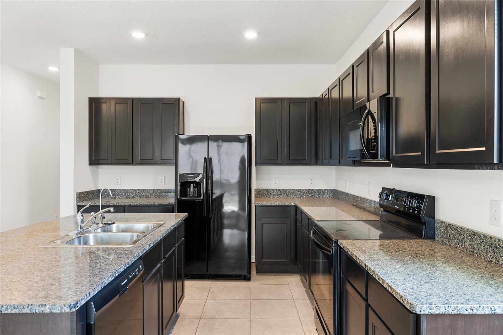 Image 7 of 32 For 8502 Falling Blue Place