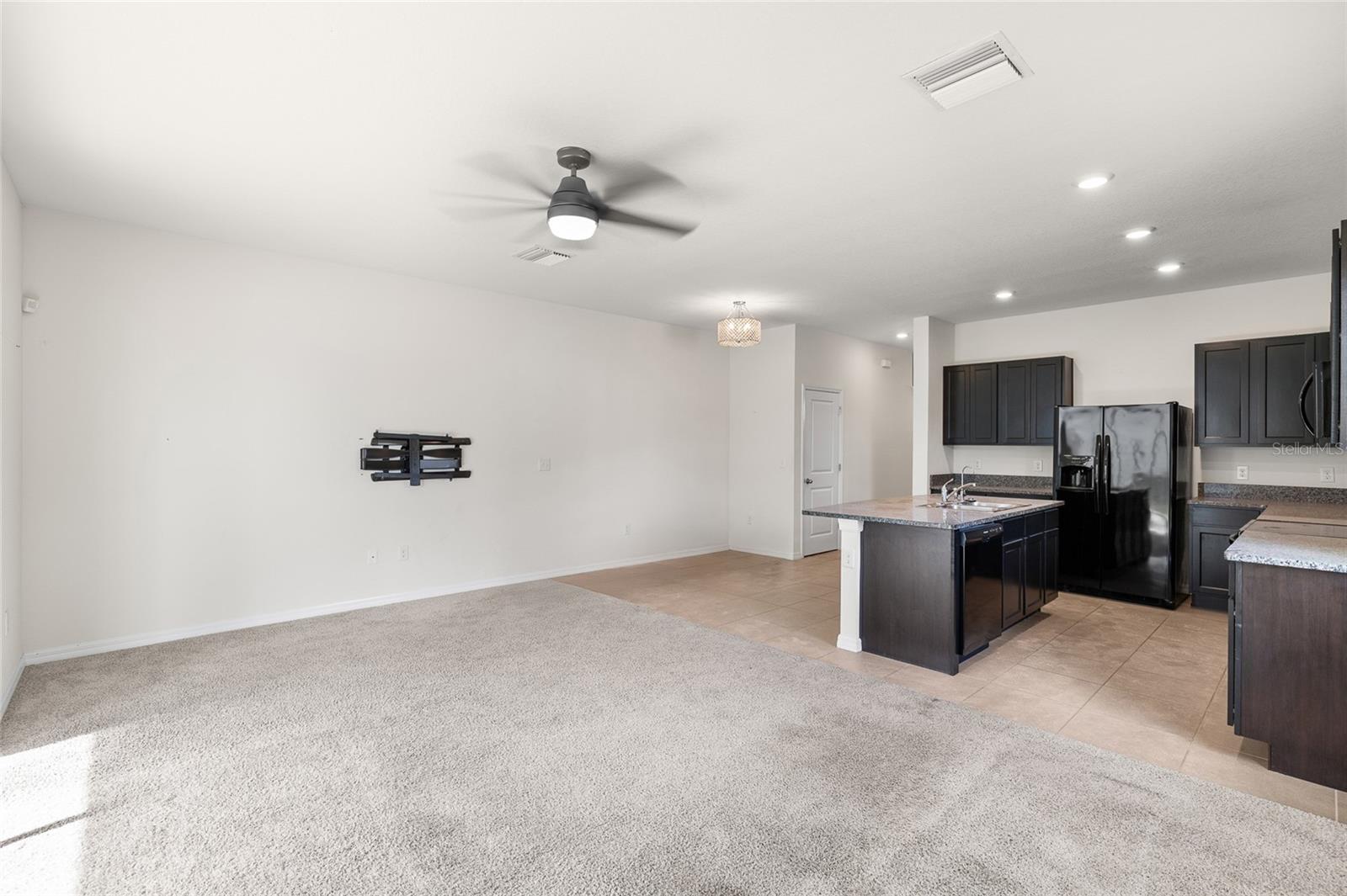 Image 8 of 32 For 8502 Falling Blue Place