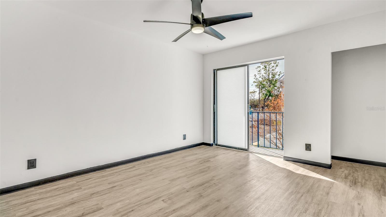 Image 20 of 37 For 8800 Bardmoor Boulevard 12