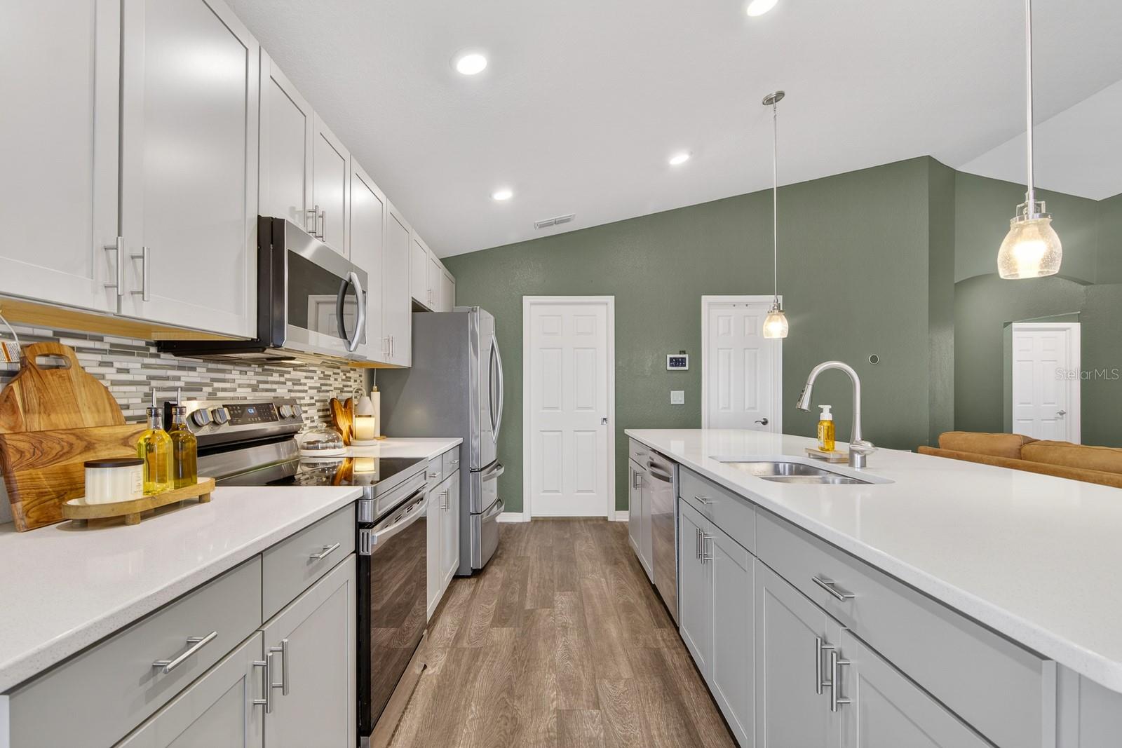 Image 12 of 58 For 11911 Stone Pine Street